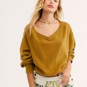 Free People Love Like This 100% cashmere v neck sweater size small